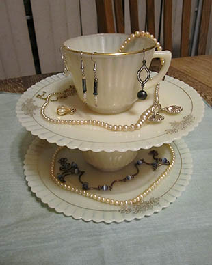 teacup jewelry display