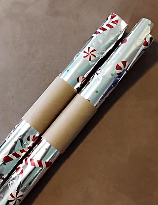 toilet-paper-roll-wrapping-paper-holder